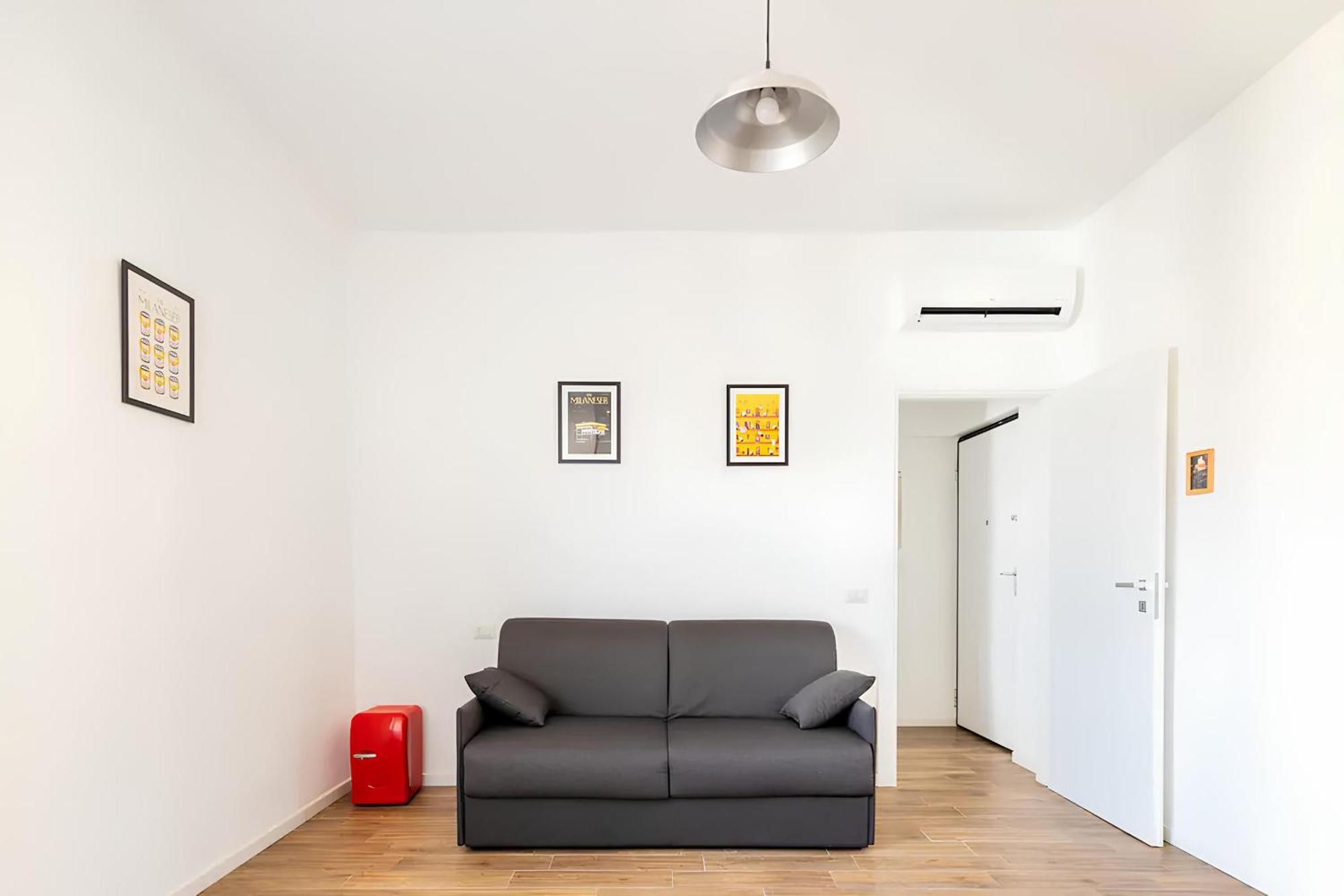 Santa Giulia Suite - 15 Minutes From City Centre Milan Luaran gambar